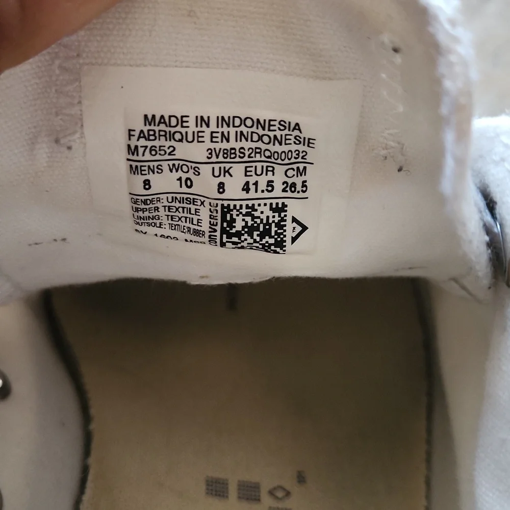 Converse Chuck Taylor Allstars In White Canvas Mens Size 8 Or Womens Size 10 - Picture 6 of 9